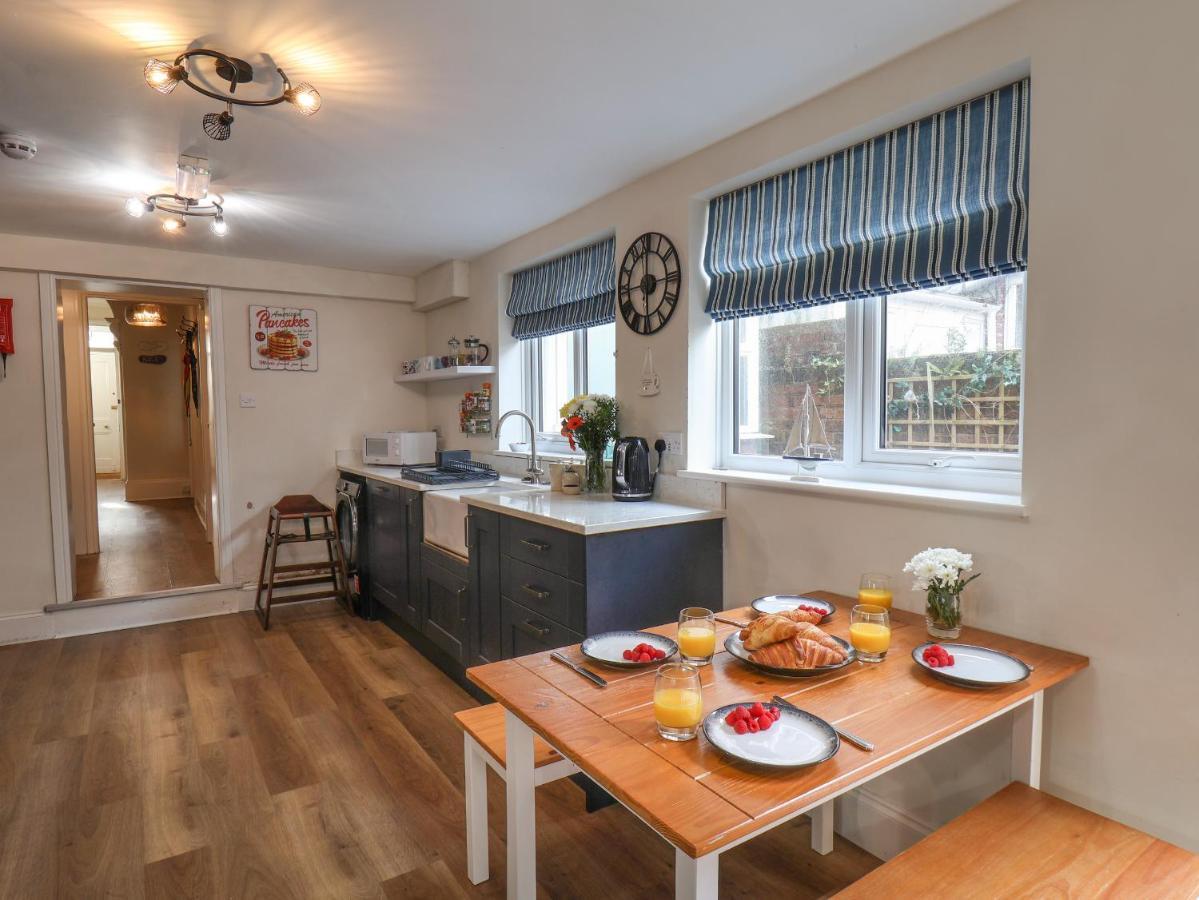 Вилла Sunnyvale House Уитби Экстерьер фото